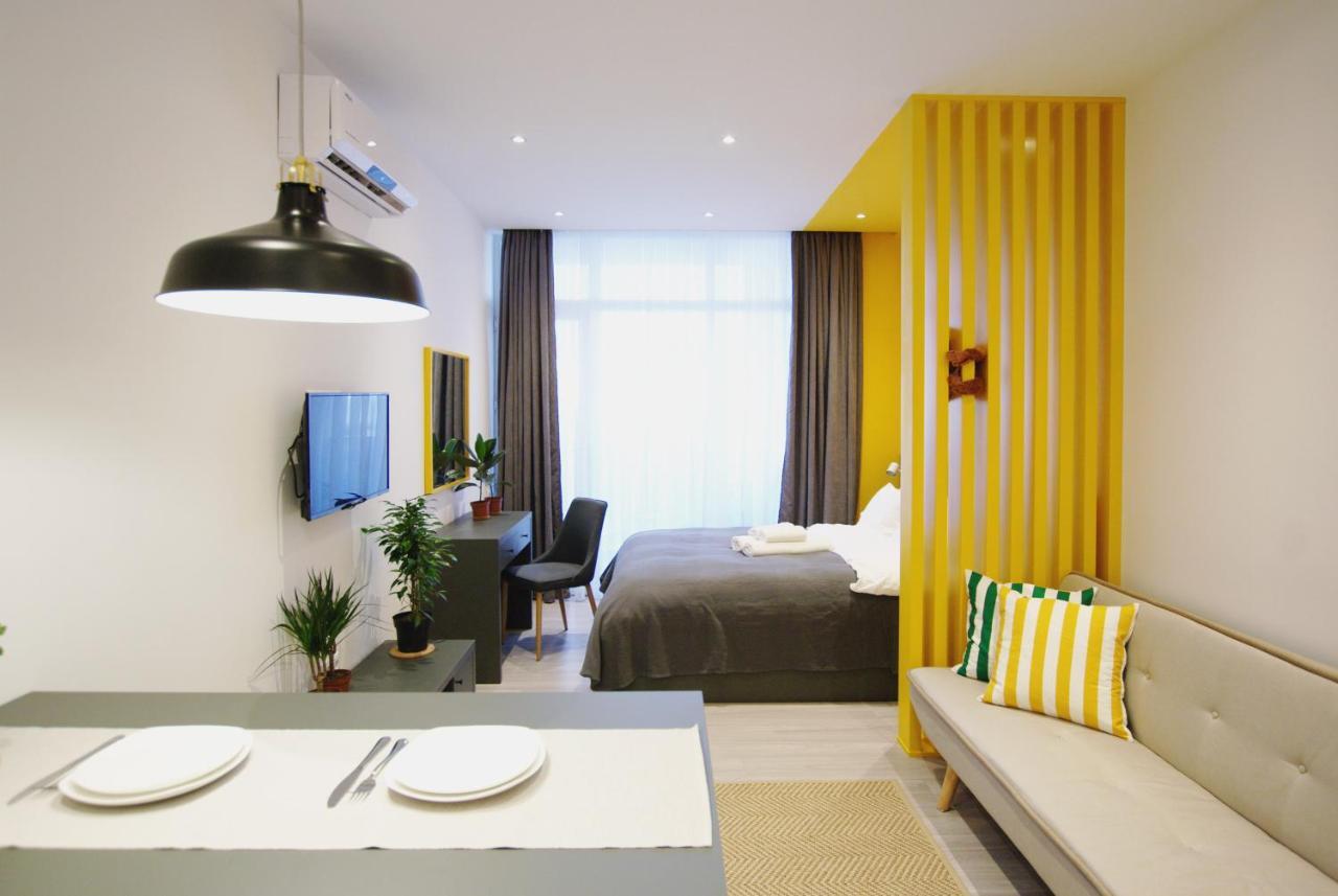 Banana Apartments Batumi Exterior photo